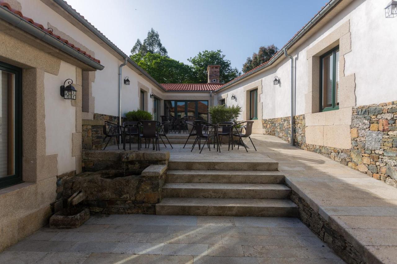 Hotel Casa Da Ponte De Penas Melide Exterior foto